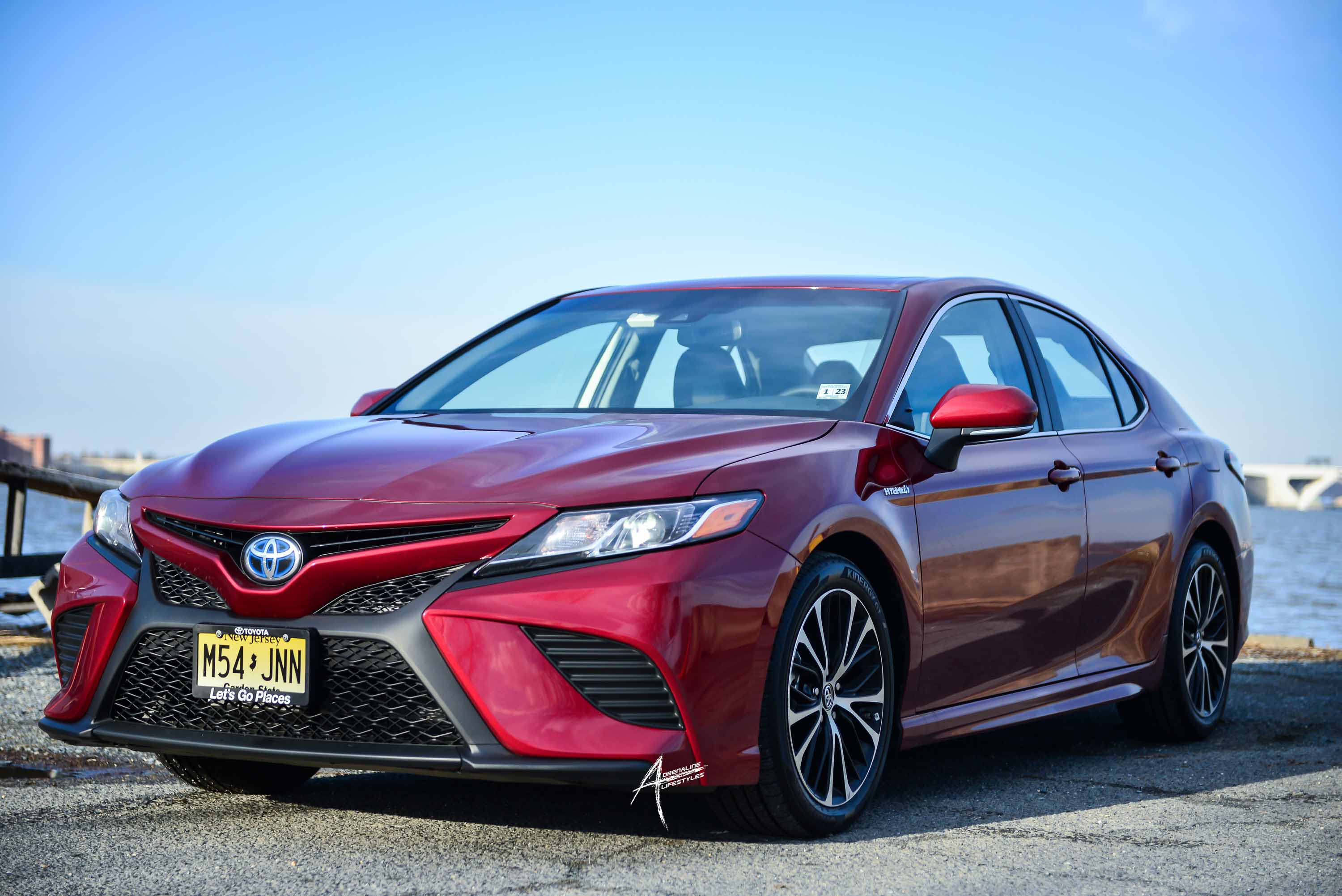 2018 Toyota Camry Hybrid SE Test and Review Adrenaline Lifestyles